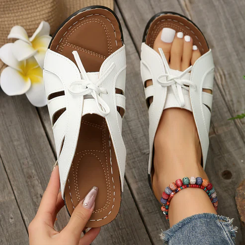 Wenna - Chic Cutout Sandals