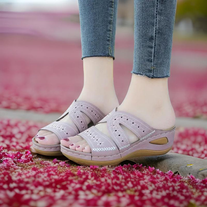 ROSIE - Relaxed Sandals