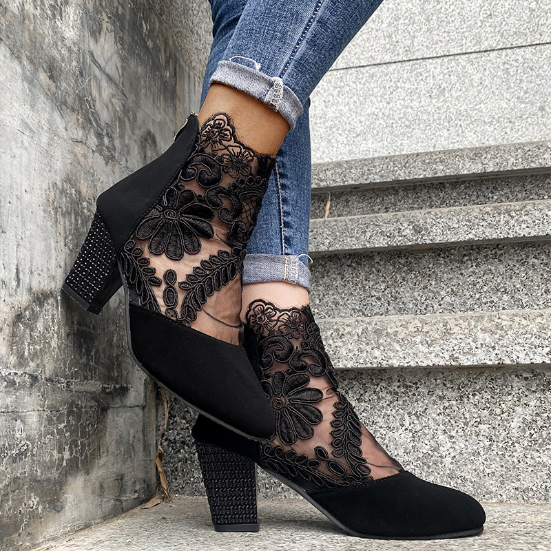 Amaris - Comfortable Heeled Sandals