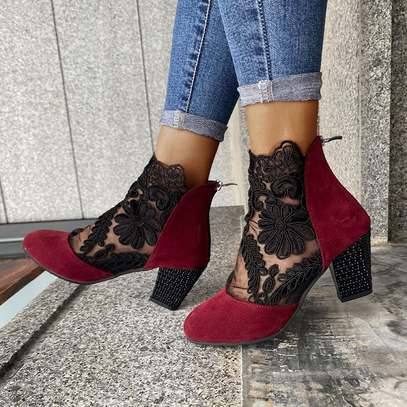 Amaris - Comfortable Heeled Sandals